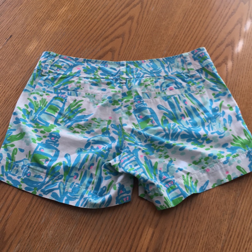 Lilly Pultizer Callahan Shorts - Size 0 - Picture 3 of 5